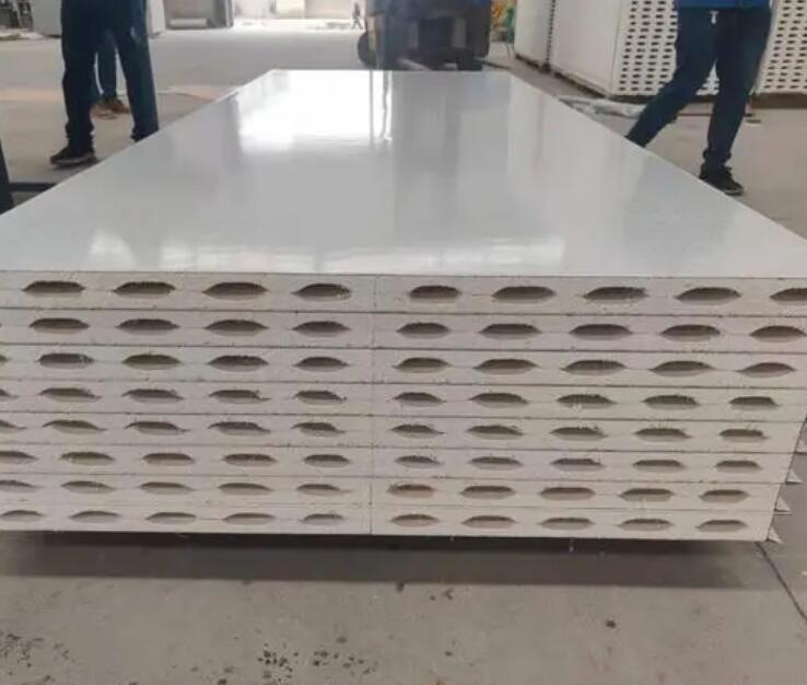 遠大彩鋼生產(chǎn)的襄陽凈化板材應(yīng)注意哪些方面？