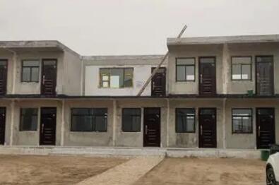 搭建彩鋼活動(dòng)房的方法及注意事項(xiàng)？請(qǐng)看襄陽遠(yuǎn)大的介紹