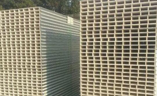 科普：襄陽(yáng)遠(yuǎn)大彩鋼廠(chǎng)家生產(chǎn)的食品車(chē)間用凈化板介紹