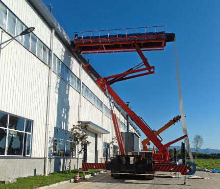 不同建筑場景如何選湖北遠大彩鋼高空壓瓦設備？需關注哪些參數(shù)？